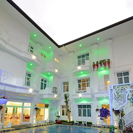 Sahira Butik Pakuan Syariah Hotel-3